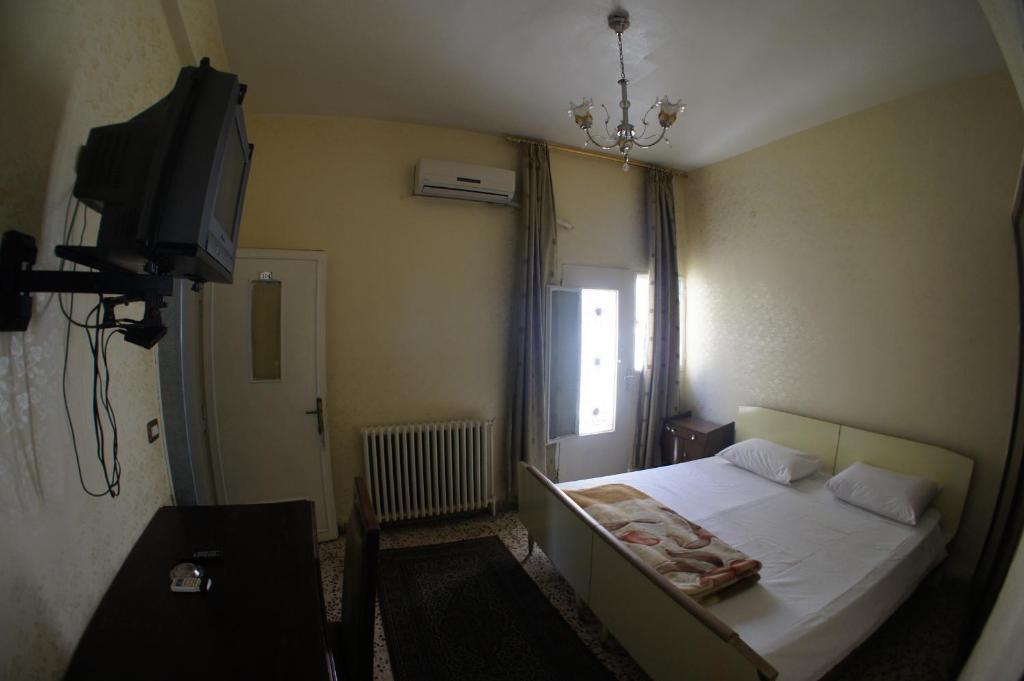 Sun Rise Hotel & Hostel & Tours Amman Exterior photo