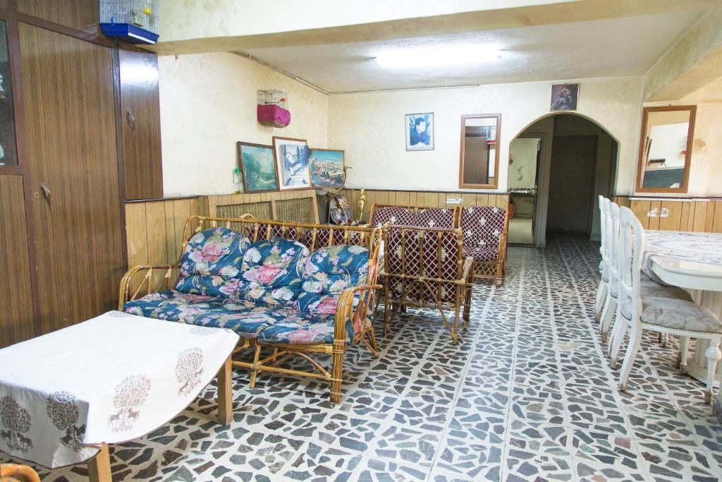 Sun Rise Hotel & Hostel & Tours Amman Exterior photo