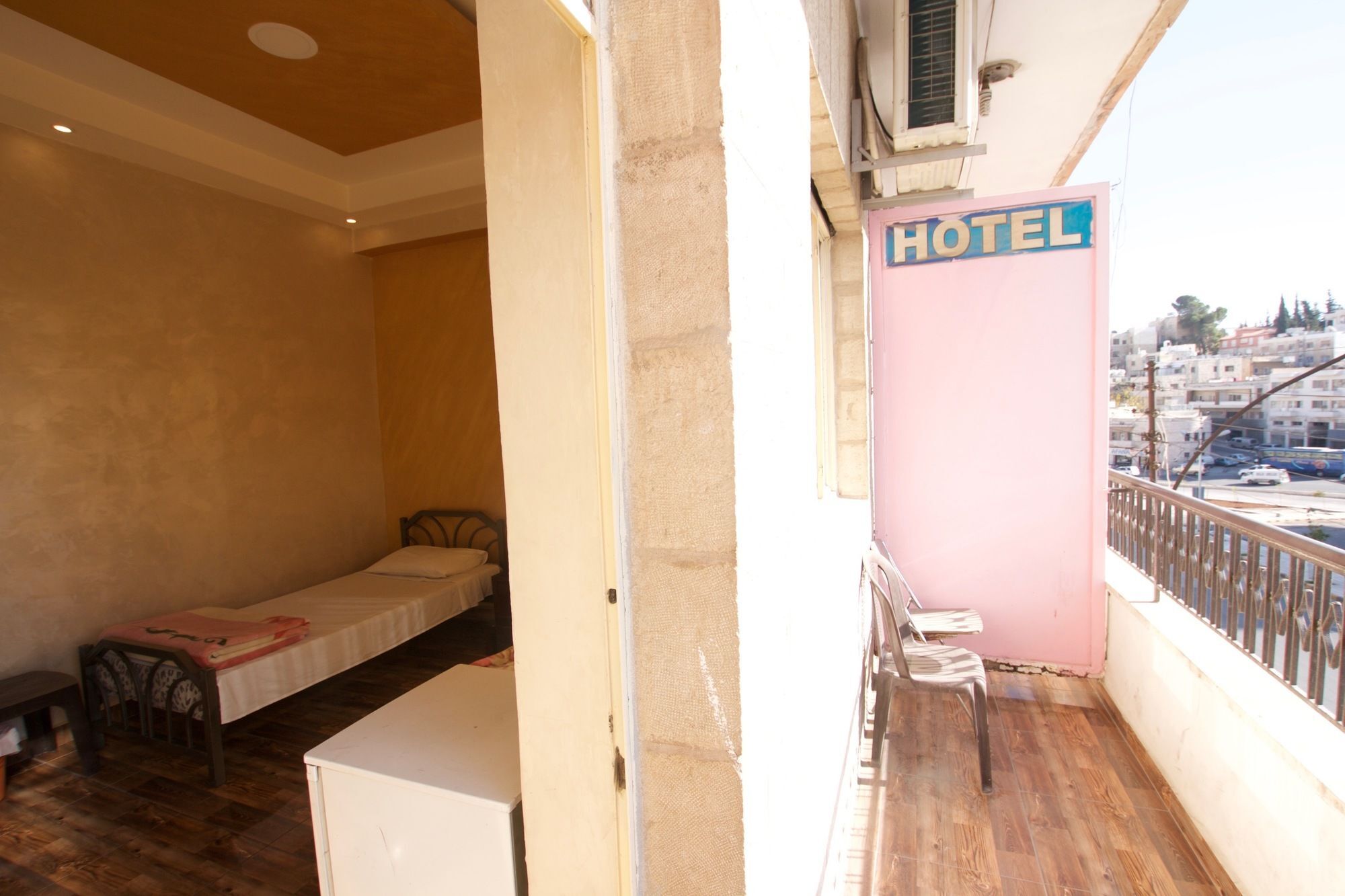 Sun Rise Hotel & Hostel & Tours Amman Exterior photo